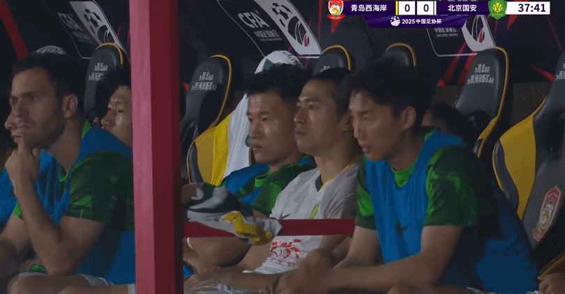 近两场比赛, 奇下场治疗