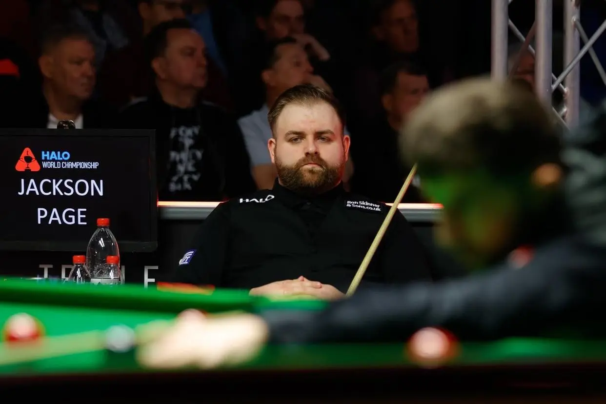 岁的穆迪, 手在以零封