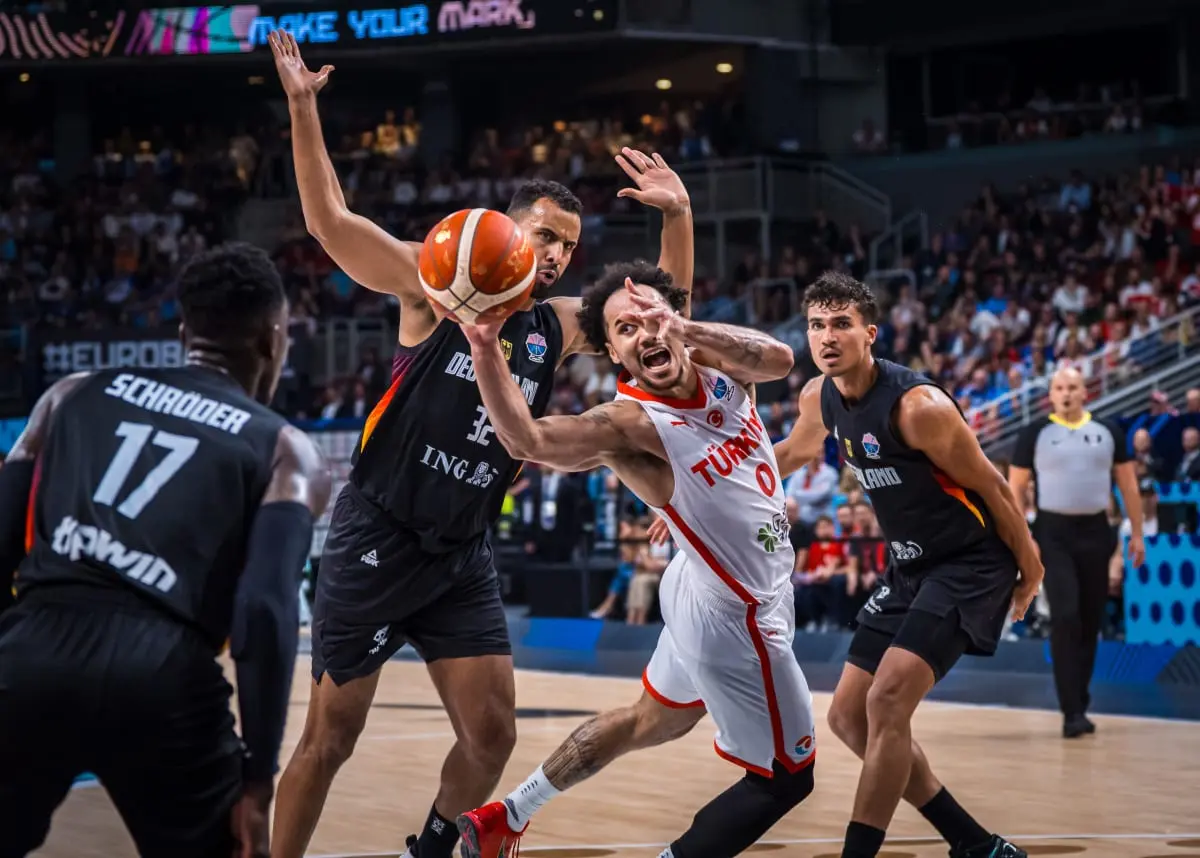 展现出了相, 锦赛决赛中, 其他方面都