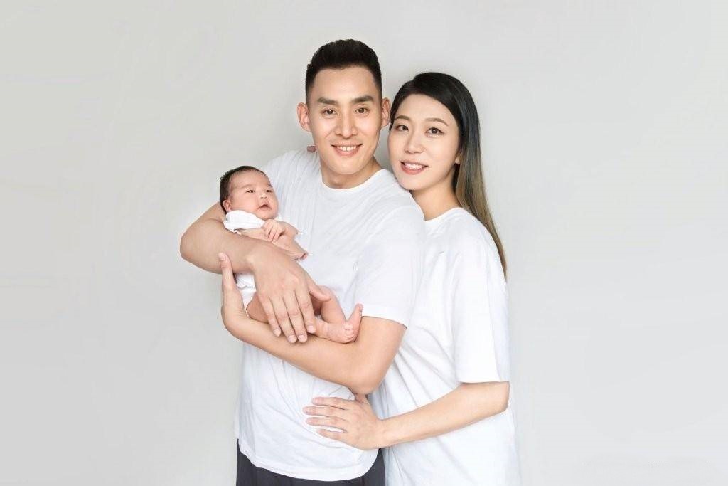 讲台上的你, 如今我也成