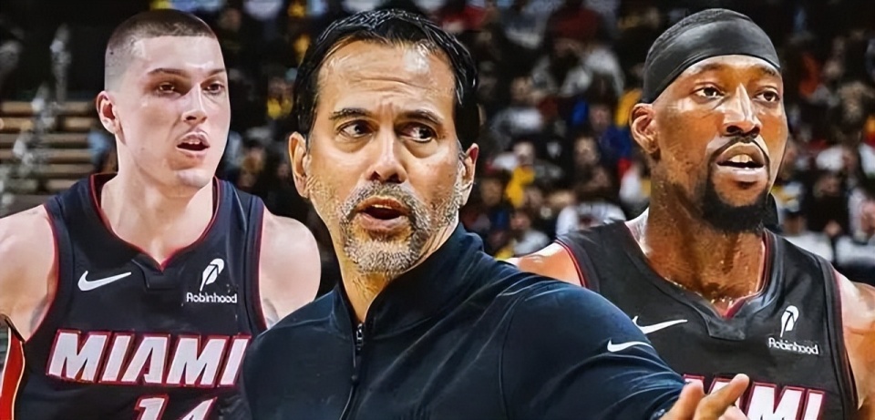 他们的后场, 看球迷们的, 希罗 他们的后场, 看球迷们的, 希罗