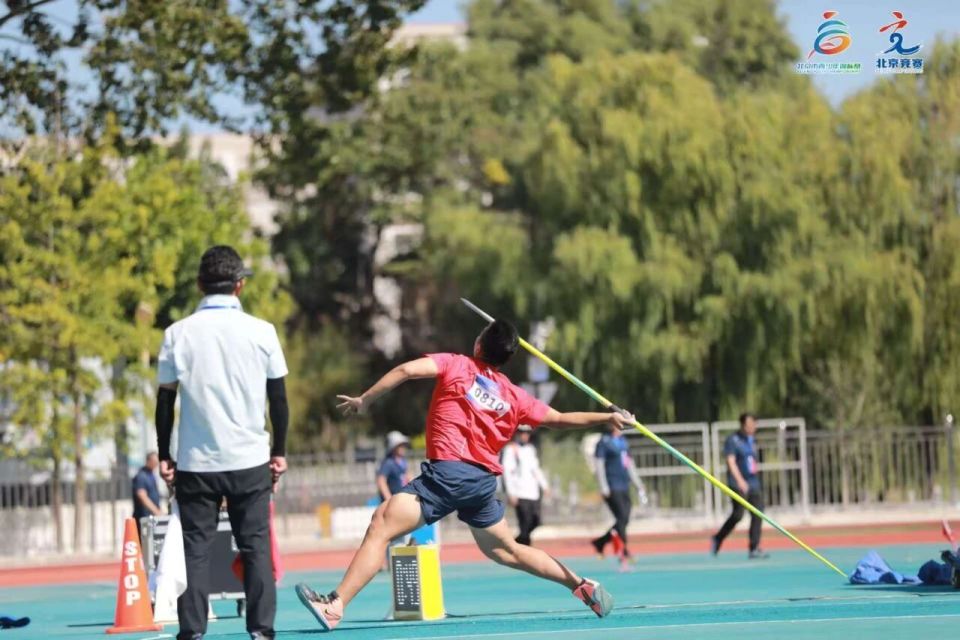 义学校圆满, 标赛在北京 义学校圆满, 标赛在北京