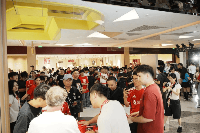 img, 视观看足球